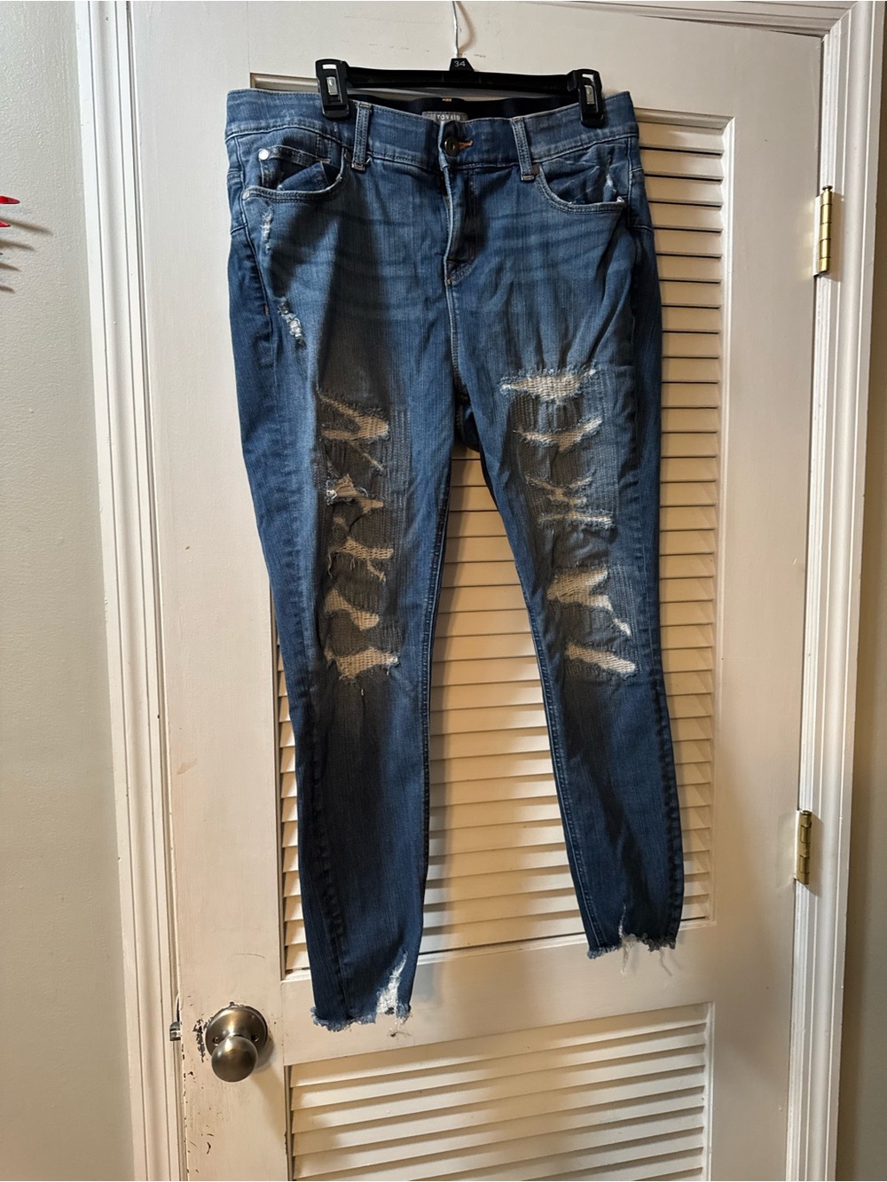 torrid Blue Distressed Skinny Jeans with Raw Hem - bombshell skinny